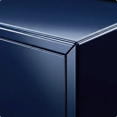 Традиционное глянцевое покрытие Гладкий лак с идеально ровной текстурой и защитным слоем